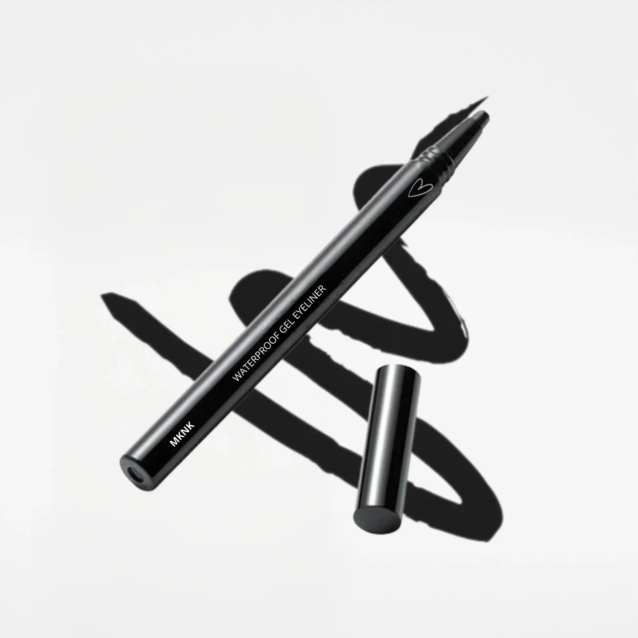 free-gift-stay-the-day-eyeliner-581155_8a16ae70-1941-43f6-9708-efb03bad5bcc.webp